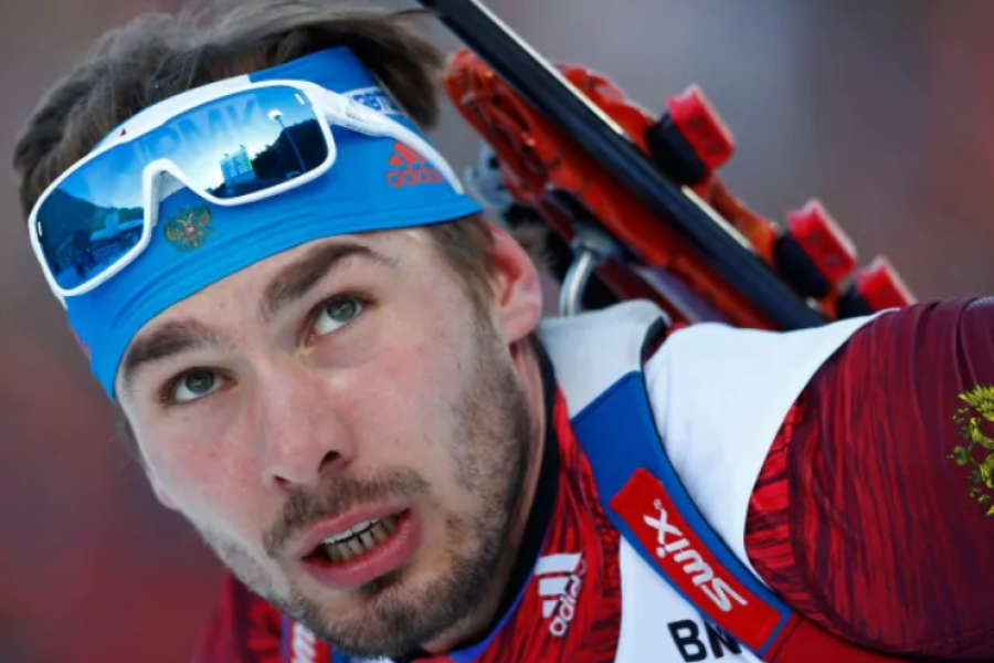 Шипулин вид спорта. Антон Шипулин. Шипулин Антон биатлон. Шипулин Антон биатлон фото. Антон Каменев лыжник.