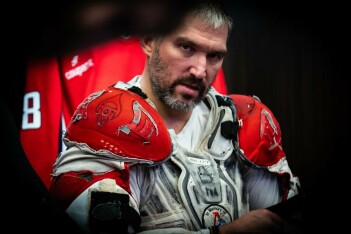 За океаном о запрете обсуждать с Овечкиным его будущее: попросили не поднимать эту тему