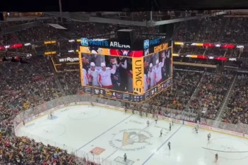 В Питтсбурге устроили овацию Овечкину: спасибо за 21 год, но мы готовы и к 22-му