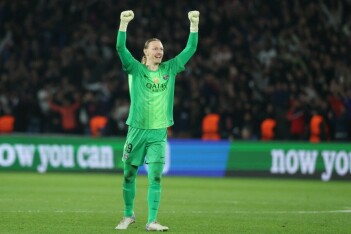 Фанаты «ПСЖ» о пасе Сафонова на гол Кварацхелии: у него ассистов больше, чем у некоторых форвардов