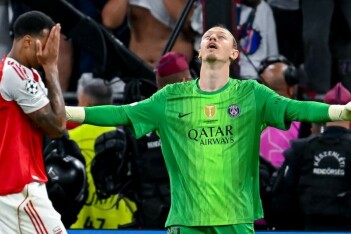 Французы о Сафонове после победы в Лиге чемпионов: ты — легенда, друг!