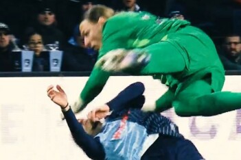 Французы поспорили о рискованном выходе Сафонова: от «никакого фола» до «красной карточки»