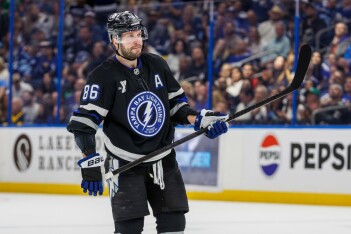 Американцы о Кучерове, вновь ставшем первой звездой недели: безумный талант и эталон трудолюбия