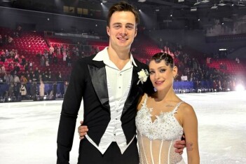 Иностранцев восхитил парный прокат Косторной на шоу-турнире: она всё ещё в деле!