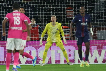 Foot Mercato о голевой ошибке Сафонова: резкий контраст с его образом спокойного и уверенного вратаря