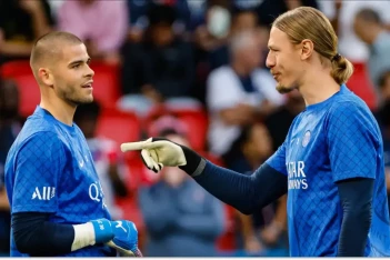 Football.fr о резкой смене статуса Сафонова: казалось, он был обречён «полировать» скамейку